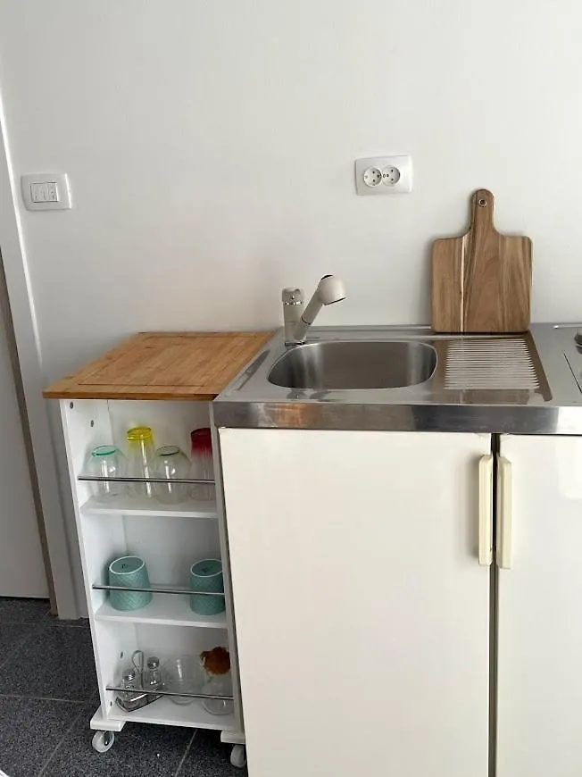 Studio Apartment Marija, With Beaches Nearby Kastela Croatia