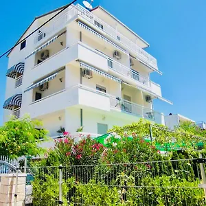 Apartment Ruza, Kaštela